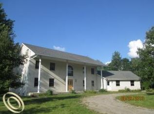 2458 N Rochester Rd, Oakland, MI 48363