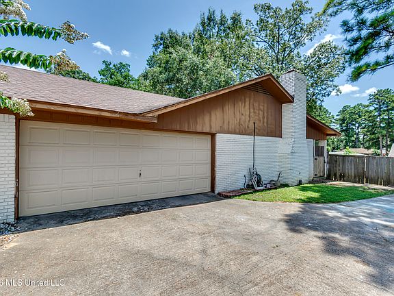 3rd image of 126 Ridge Rd
