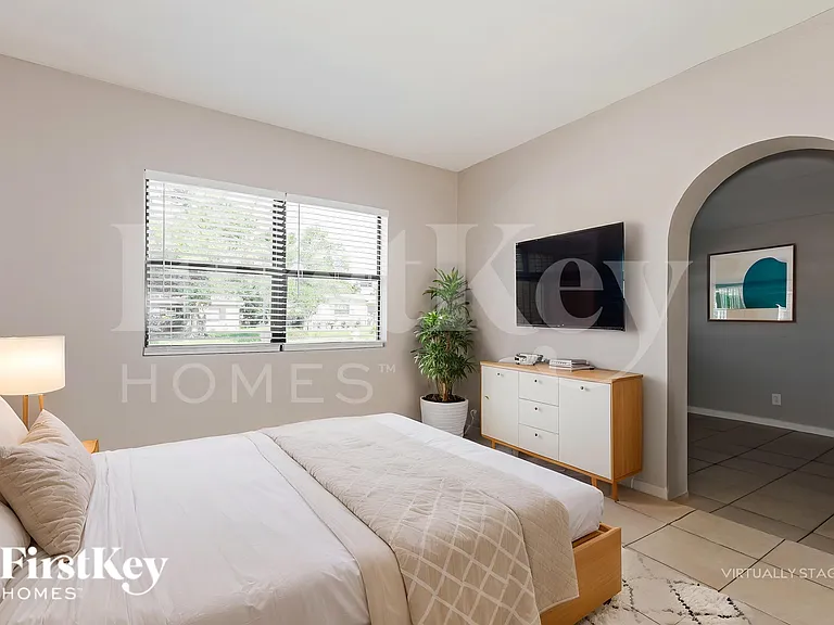 8313 Oleander Ln — Photo 11