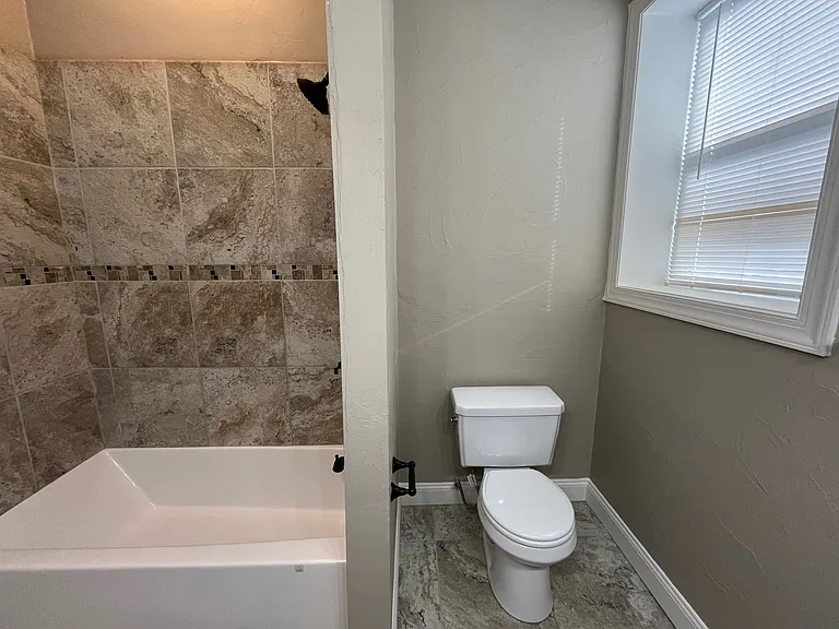 6709 Penn Ave — Photo 33