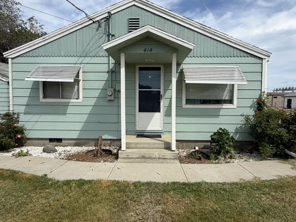 414 N 4th St, Sunnyside, WA 98944