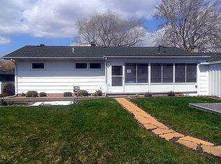 2800 Cottage Ln, Harsens Island, MI 48028