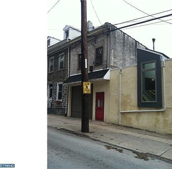 1st image of 4566 Silverwood St