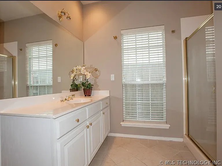9134 E 77th St — Photo 11