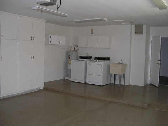 5th image of 9870 N HIGHWOOD Court