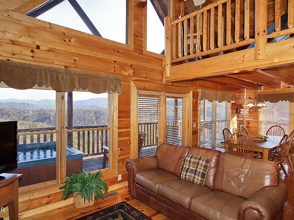 4th image of 4610 High Vista Way