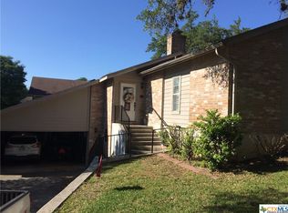 16 Oak Villa Rd, Canyon Lake, TX 78133