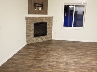 2229 Abbey Rd, Onalaska, WI 54650