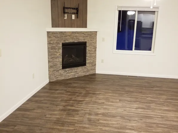 2229 Abbey Rd, Onalaska, WI 54650