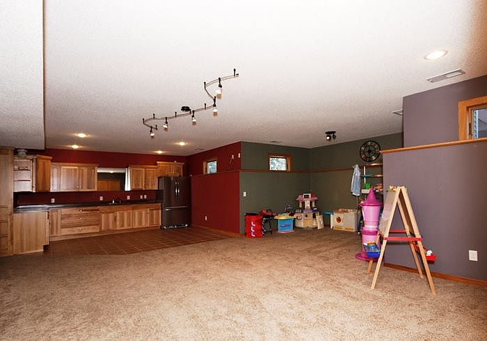 1st image of 4612 106th Ave N