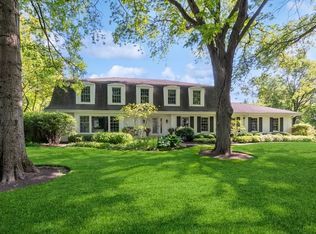 880 Mellody Rd, Lake Forest, IL 60045