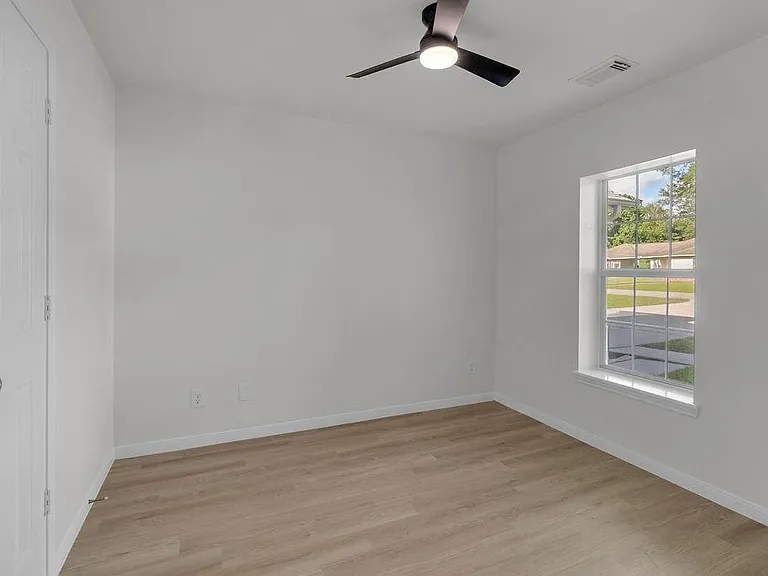 16413 Danika Oak Dr — Photo 21