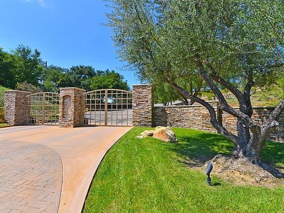 Front Gate of Community