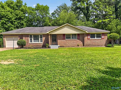 2303 Lynn Rd NW Photo 1