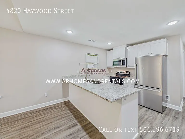 4820 Haywood St — Photo 5