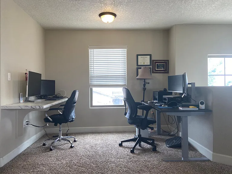 8701 Desert Finch Ln NE — Photo 15