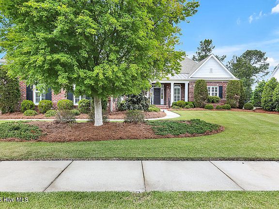 4th image of 3012 Cobden Court