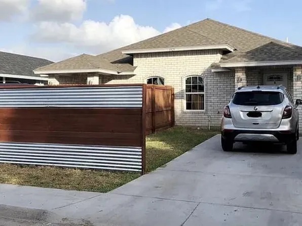 1925 Diamante Dr, Brownsville, TX 78521