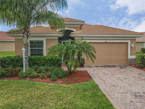 2nd image of 8939 Peregrine Way