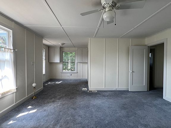 5th image of 3113 Grandview St #A