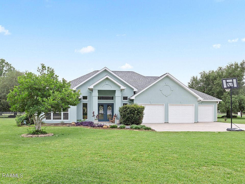 1st image of 204 Ramsey Dr