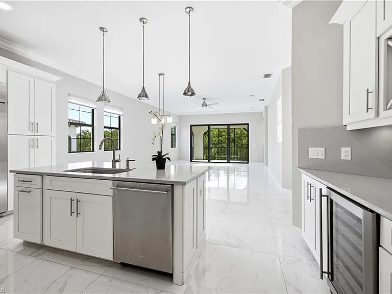 16374 Viansa Way #301 — Photo 2