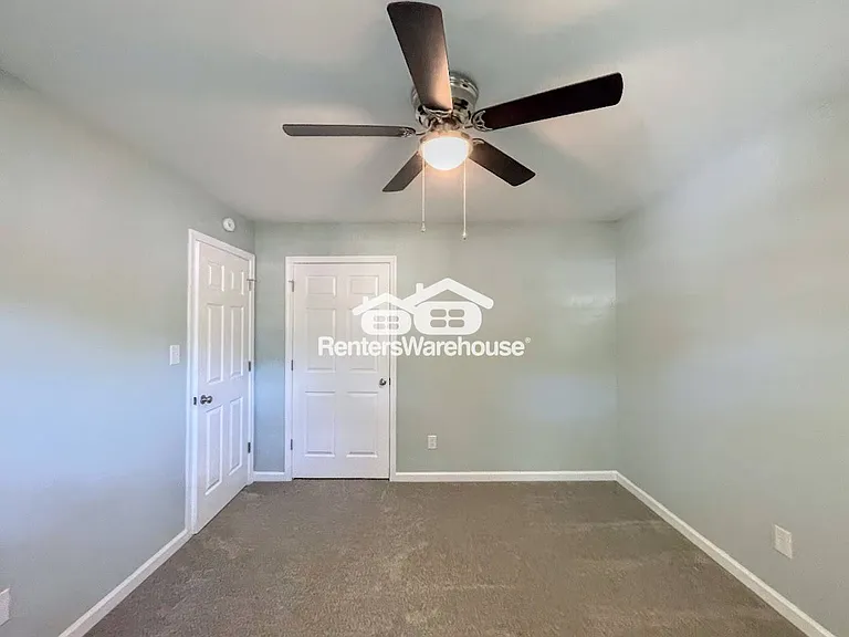 190 Devon Pl — Photo 25