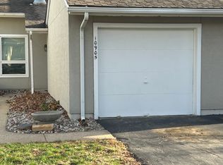 10905 Rosehill Rd, Overland Park, KS 66210