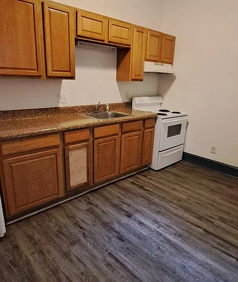 1321 Chesapeake Ave — Photo 8