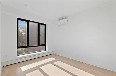 Rented by Living New York