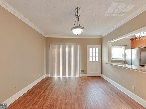 5th image of 260 Manning Rd SW Unit 108