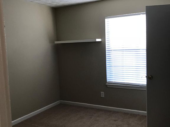 5th image of 6593 Eastbriar Dr
