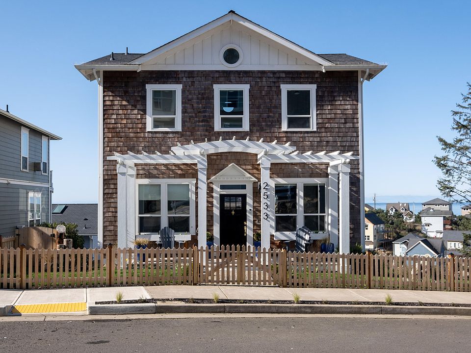 1st image of 2533 SW Coral Ave