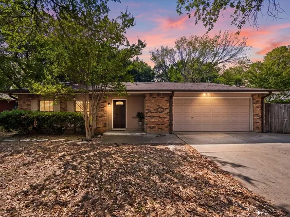 2614 Creekview Dr, Arlington, TX 76016