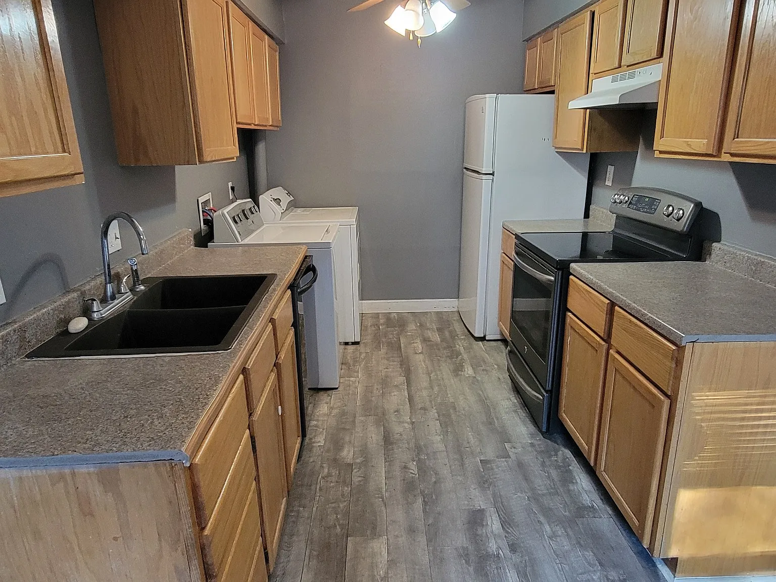 10009 NW Player Dr — Photo 3