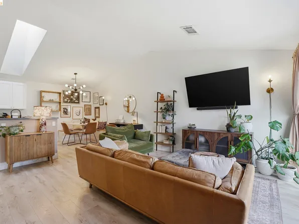 925 Villa Ter, Brentwood, CA 94513