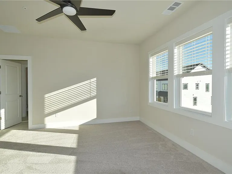 1208 Waterfall Ct — Photo 14
