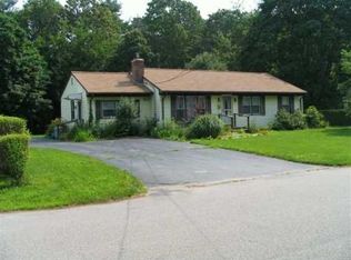 105 Brookside Dr, North Kingstown, RI 02852