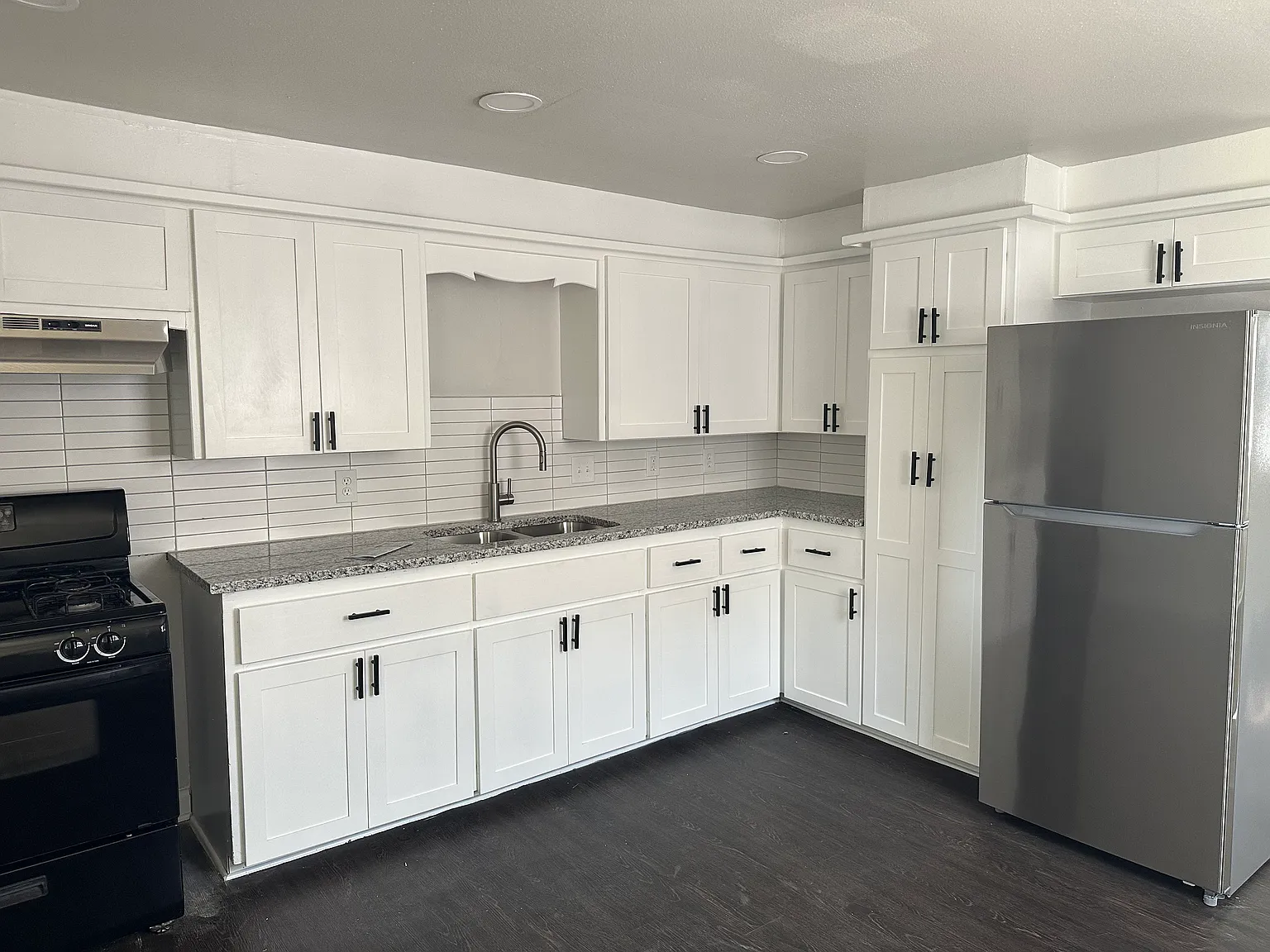2 bed, 832 sqft, $1,225 — Photo 4