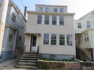 75 Commerce St, Perth Amboy, NJ 08861