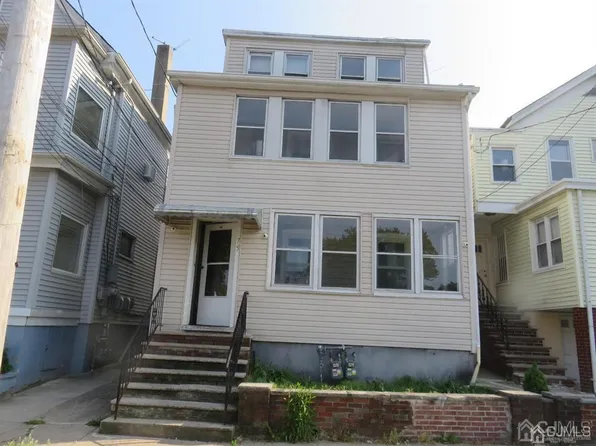 75 Commerce St, Perth Amboy, NJ 08861