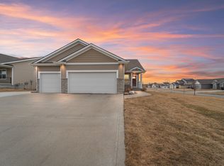 3221 NW 22nd St, Ankeny, IA 50023