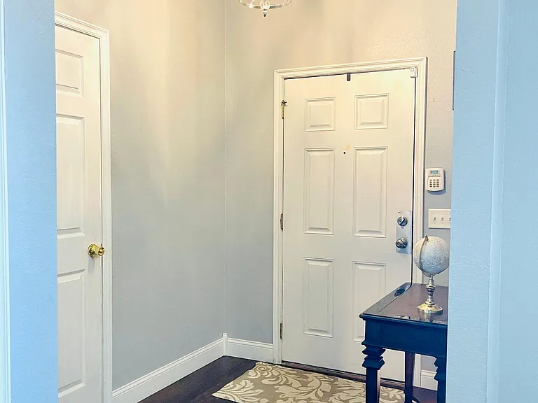Front entryway