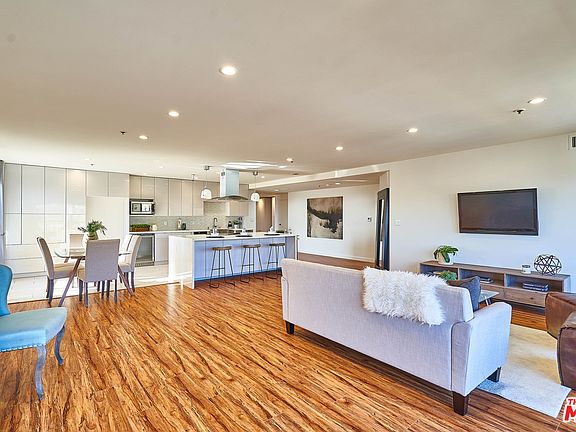 4th image of 727 S Ardmore Ave APT 803