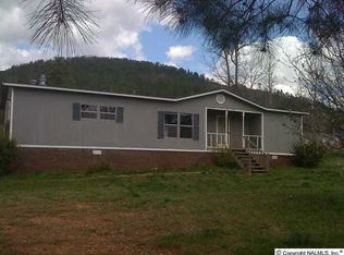 300 Loblolly Trl, Alpine, AL 35014