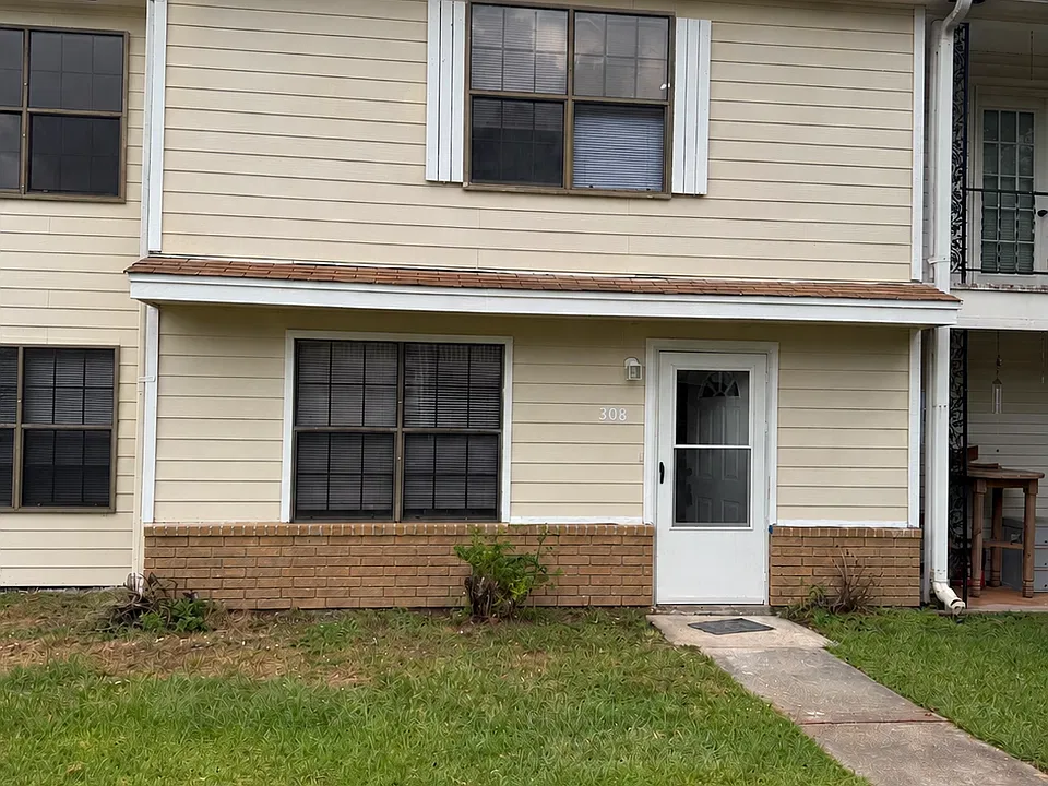 308 Thomas Jefferson Dr
