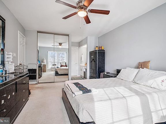 5th image of 4555 Interlachen Ct APT J