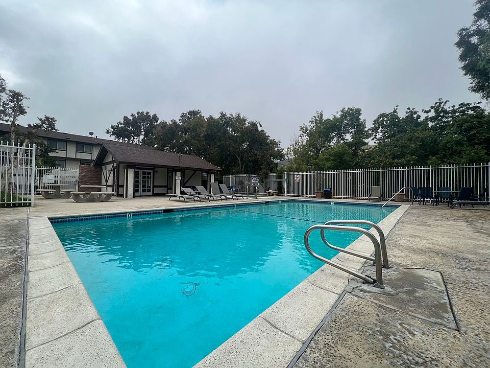 1st image of 10480 Sunland Blvd APT 50