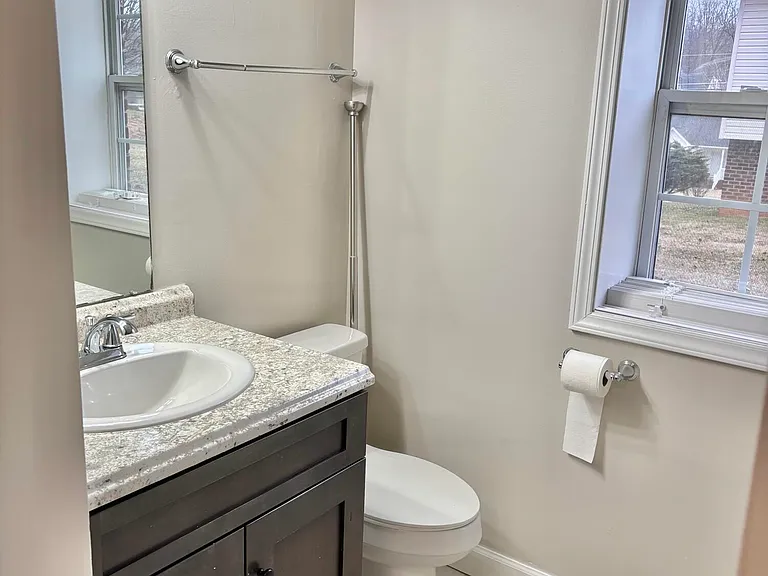 1023 Justus Dr — Photo 17