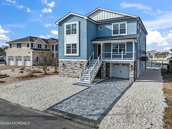2nd image of 86 Bay Shore Drive